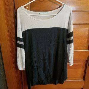 Maurices.  White/Blue three-quarter sleeve. Size M